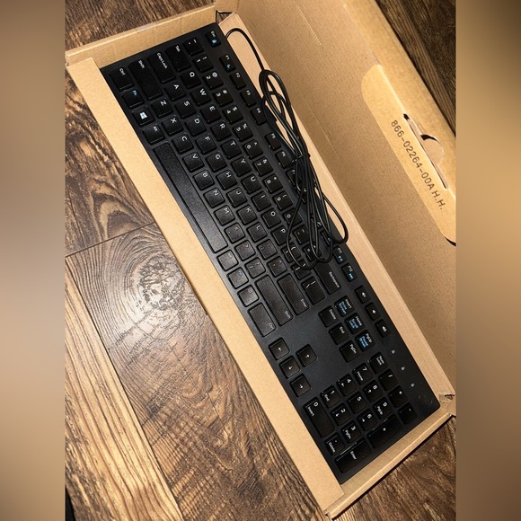 Dell Wired Keyboard  - US English - Black - Picture 2 of 3